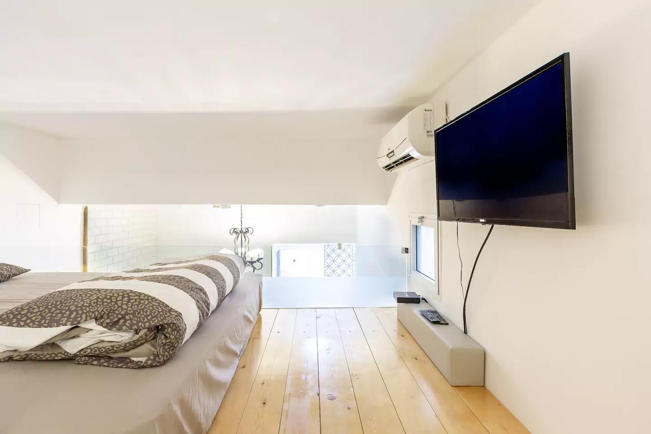 Retro Loft By The Beach★ تل أبيب المظهر الخارجي الصورة